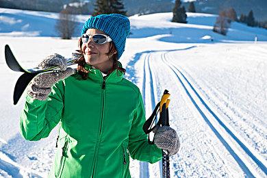 《空之轨迹 the 1st》国区热销感谢 特典服装限时免费送！